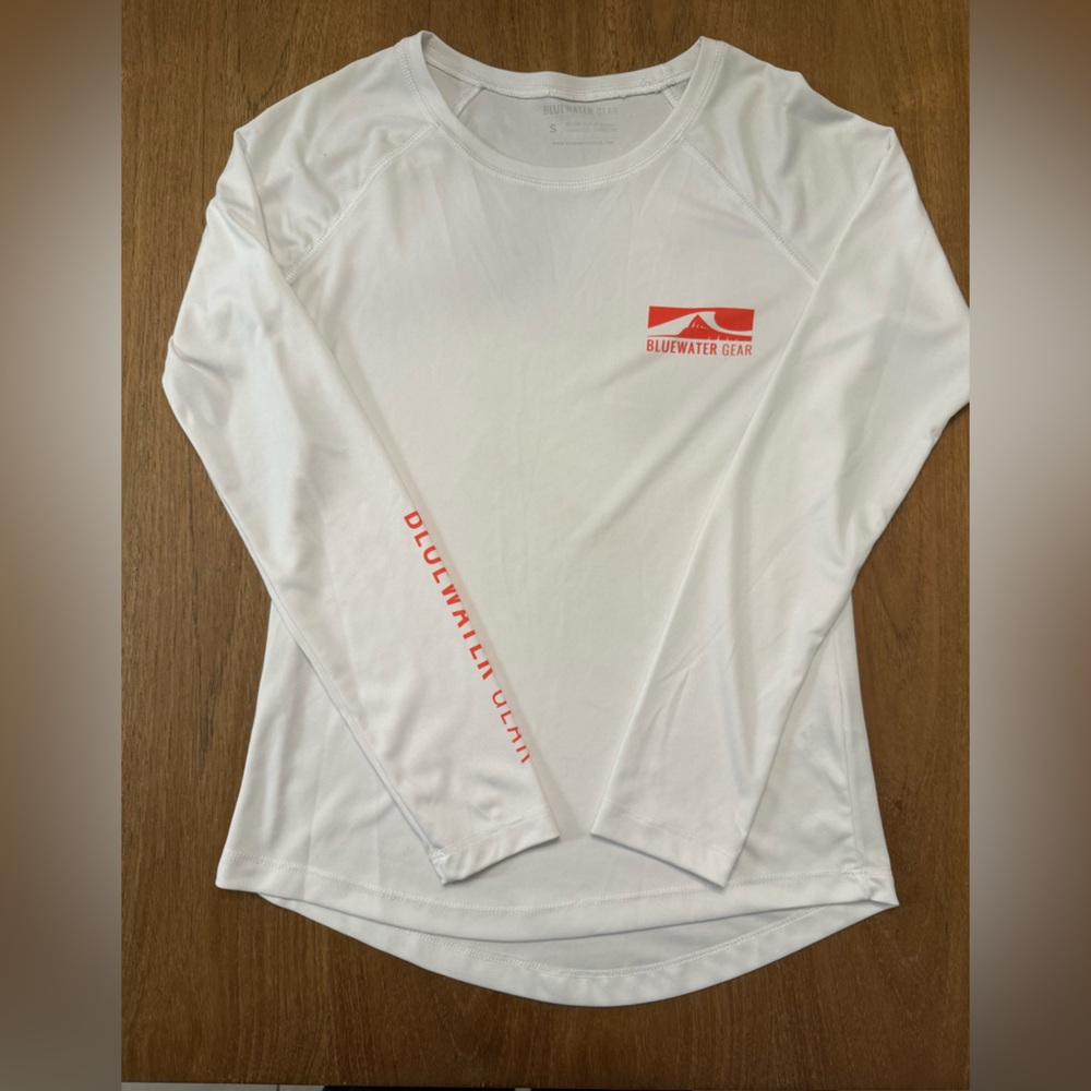 Women's White Performance Fishing Shirt Long Sleeve Top